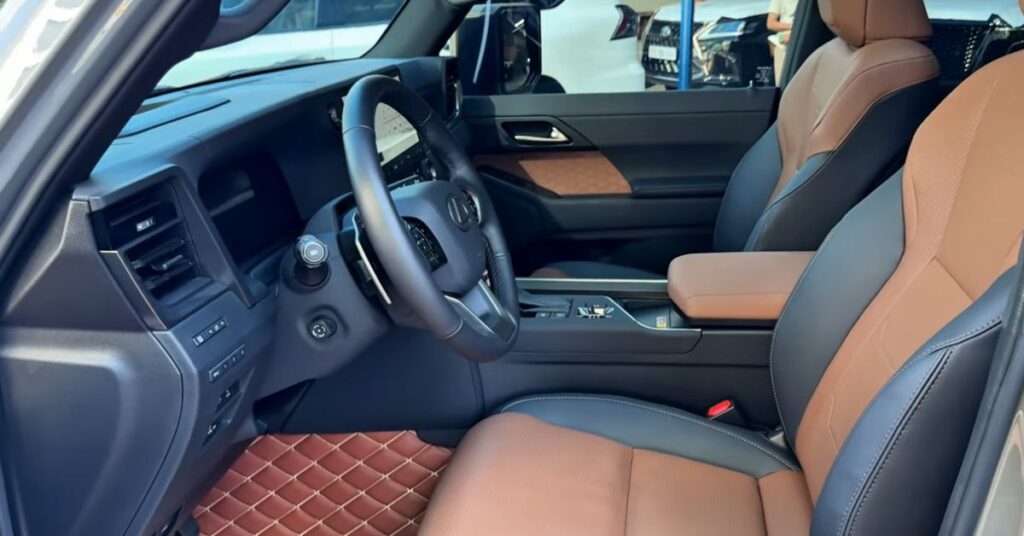 Lexus GX 550 Interior