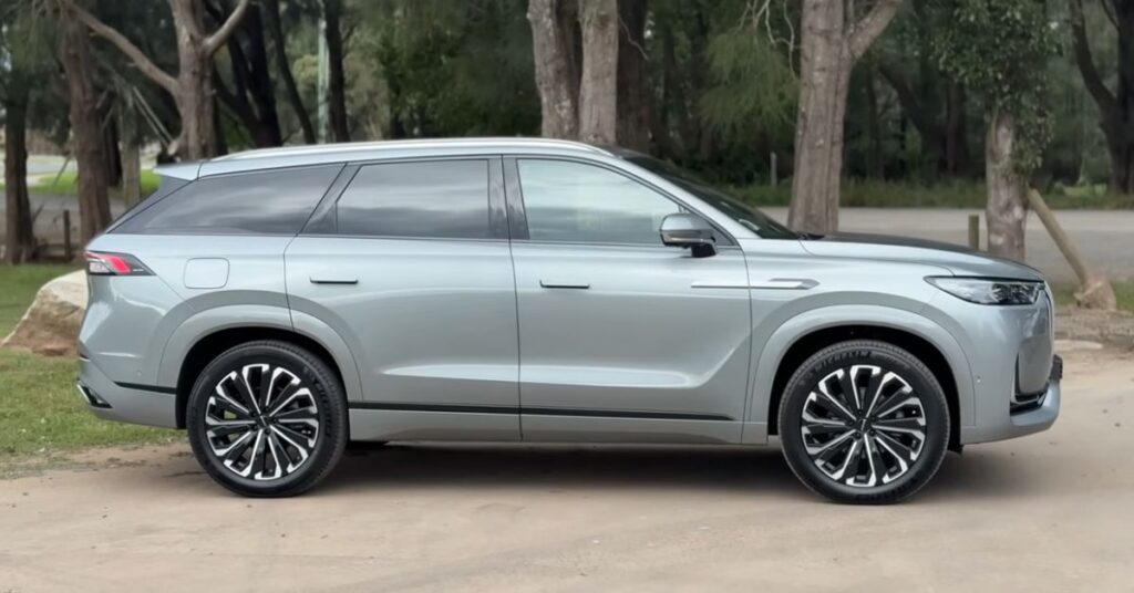 Jaecoo J8