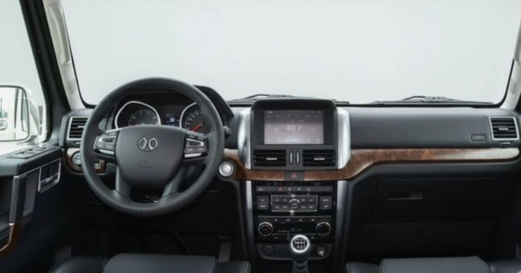 BAIC BJ80 interior